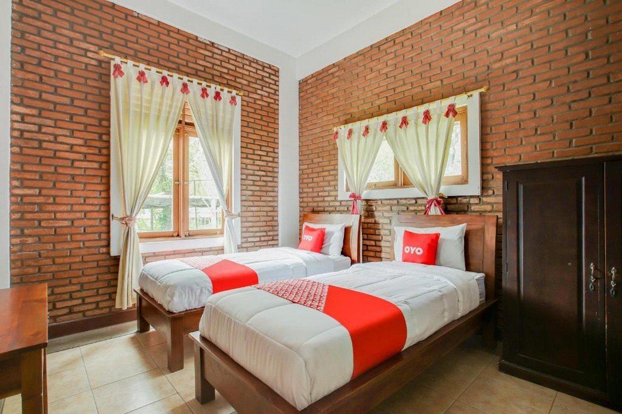Oyo 3896 Villa Pesona Wisata Puncak Cianjur Exterior photo